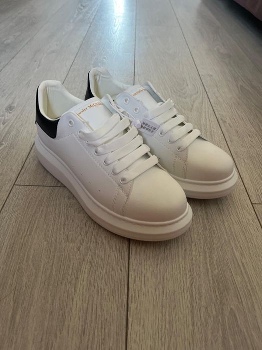 Alexander McQueen rep