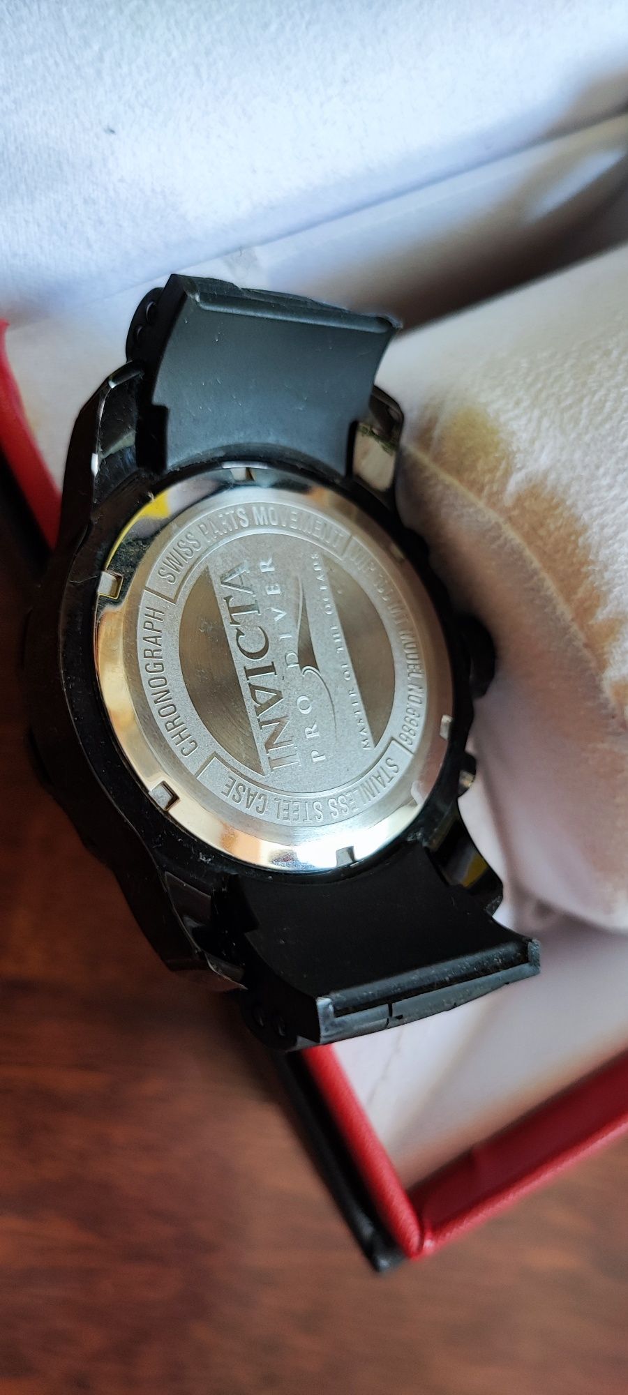 Ceas Invicta reserve