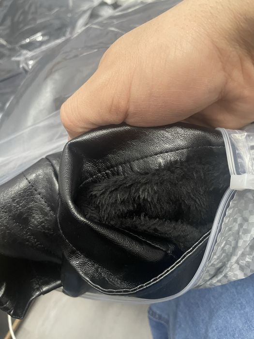 Стильная кожаная куртка, kuz, qish, bahor oylarida moljallangan.