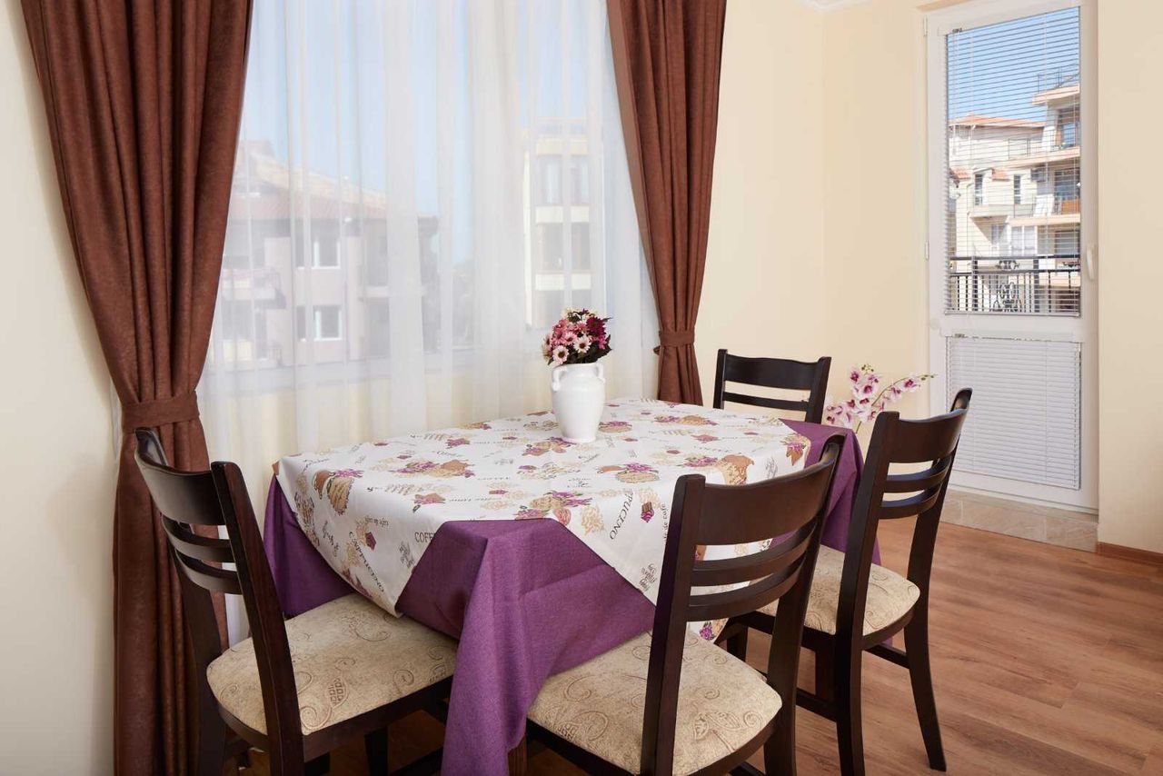 Продава се Тристаен апартамент в Несебър - 79 кв.м за 1595 €/кв.м - Снимка #13