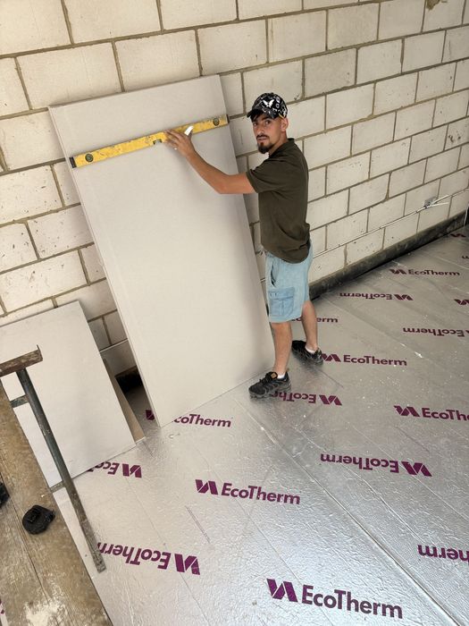 Salutare ne ocupam cu urmatorele lucriuri  demolati ori ce fel de