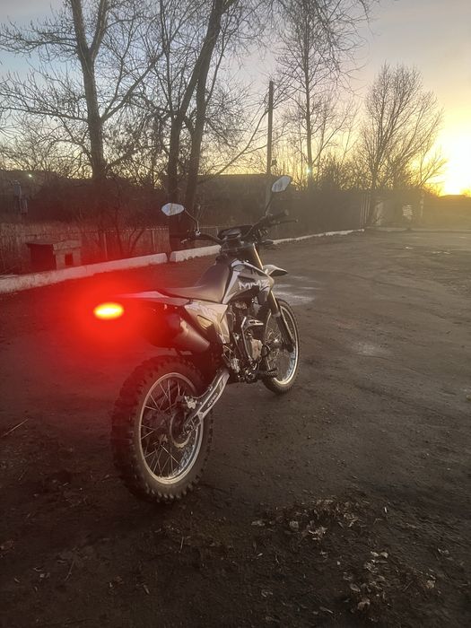 Продам эндуро 250сс