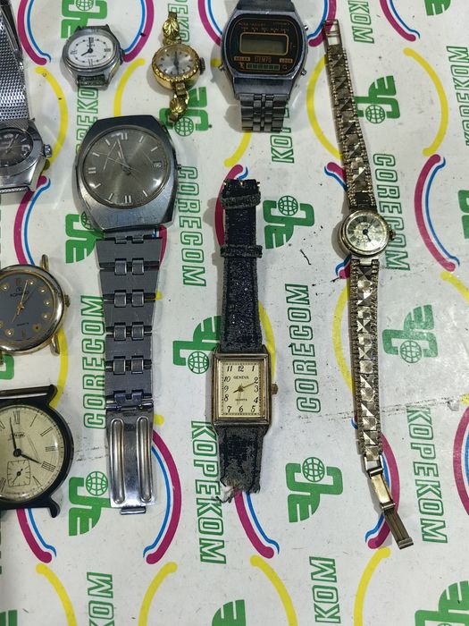 Лот от 15 часовника