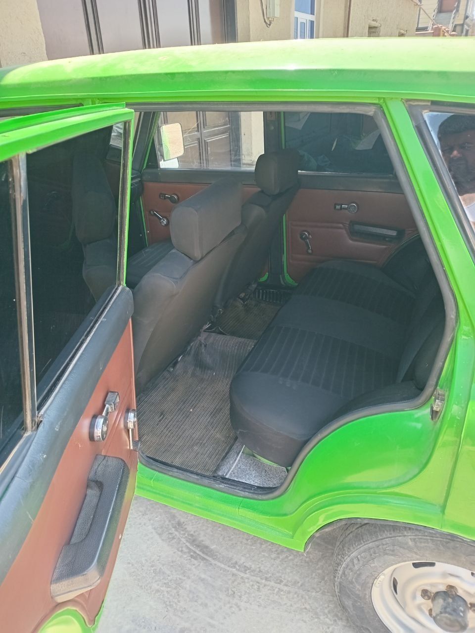Moskvich kombi yaxshi holatda