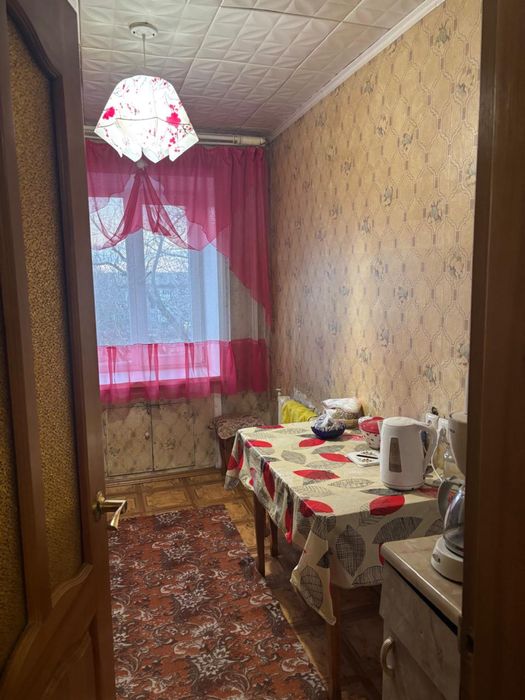 Трехкомнатная новая в центре