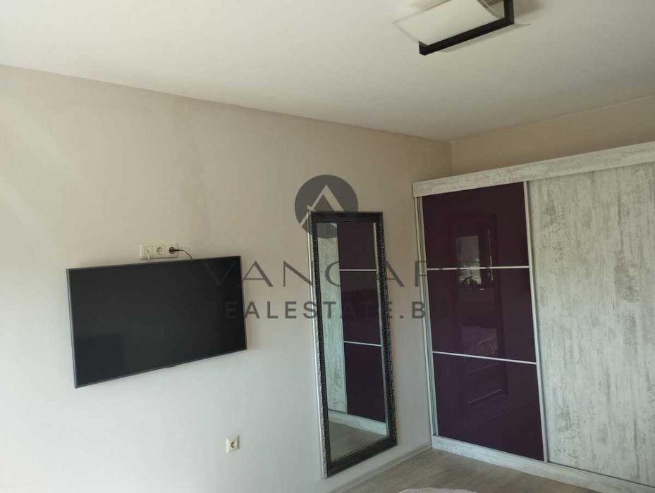 Продава се Тристаен апартамент в Пловдив, Каменица 2 - 109 кв.м за 2606 €/кв.м - Снимка #3