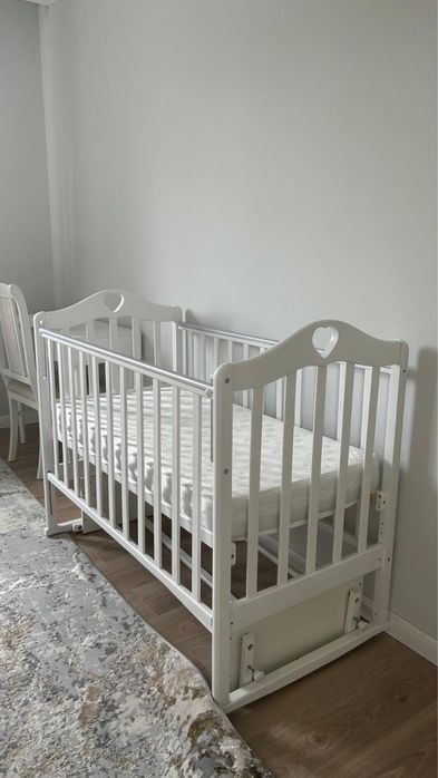 Манеж-кровать как новая