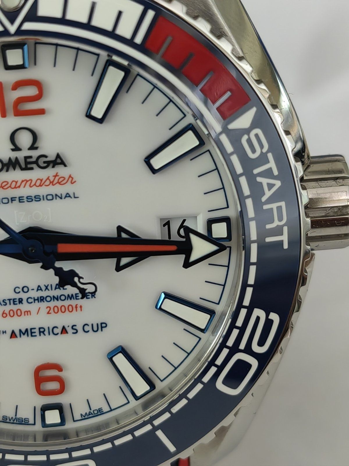 Продавам ръчен часовник Omega Seamaster Planet Ocean American Cup