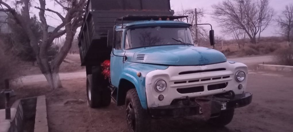 MMZ 4502 Samaval