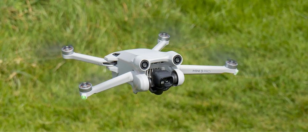Продам дрон dji mini 3 pro combo