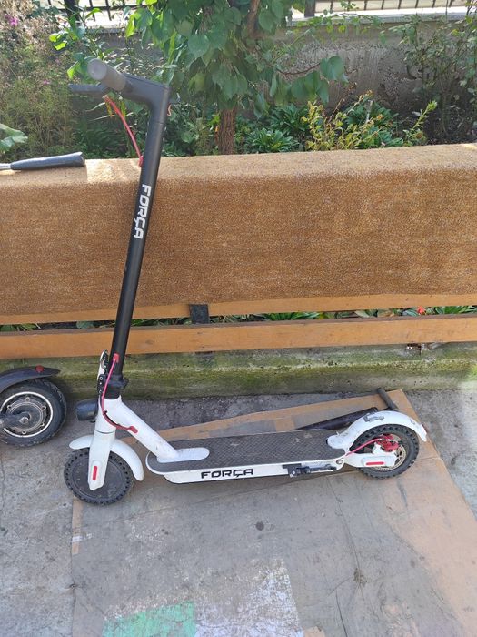 Trotineta electrica defecta