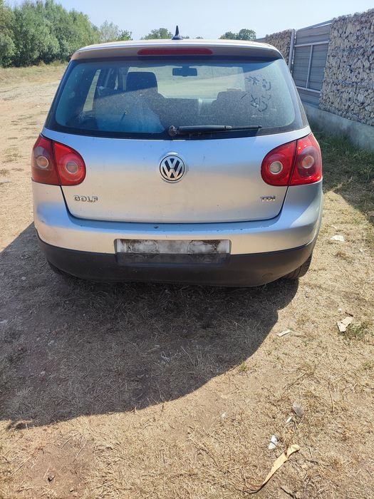 Dezmembrez vw golf 5 BKC