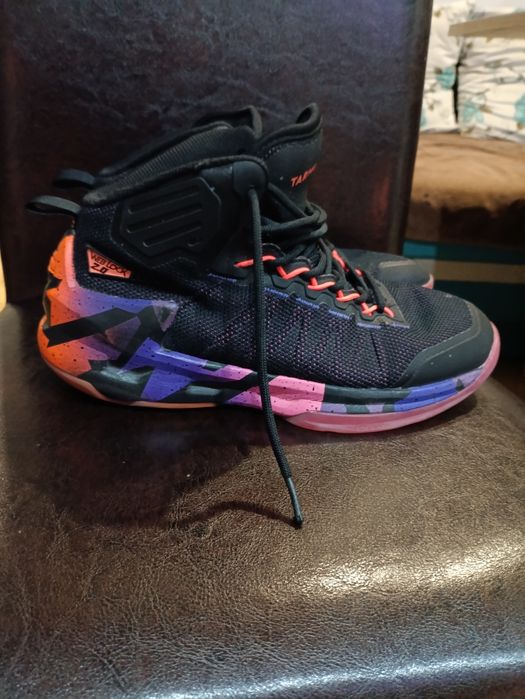 Adidași baschet Jordan