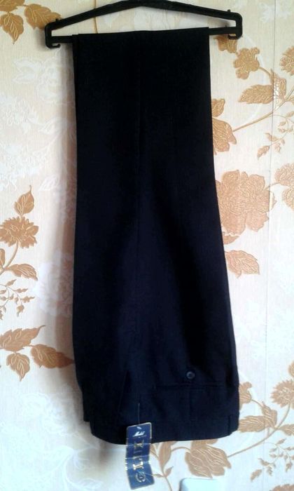 Брюки новые размер 46