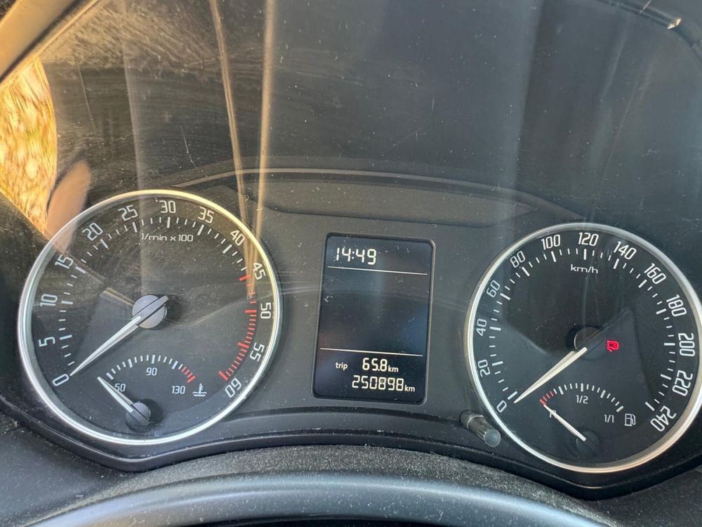 vand skoda ocatavia, in stare f buna