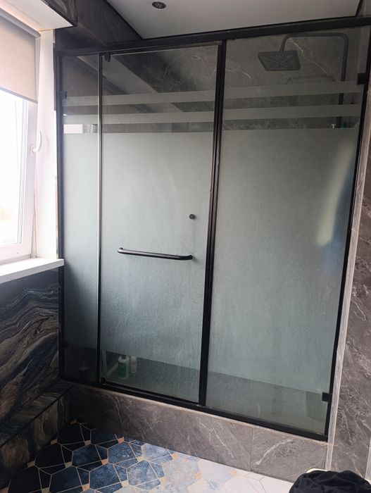 Услуги кафельщика установка душевых поддонов