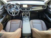 Alfa Romeo Stelvio *RATE* Distronic Keyless 4x4 LED Navi Camera Marsarier TVAd Piele Maro
