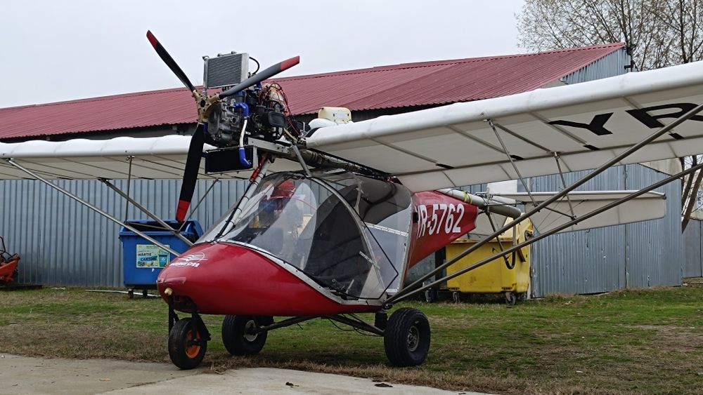 Avion ultrausor Icarus c22