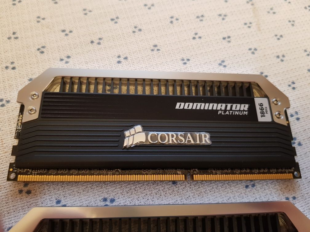 Corsair Dominator Platinum 1866 ddr3