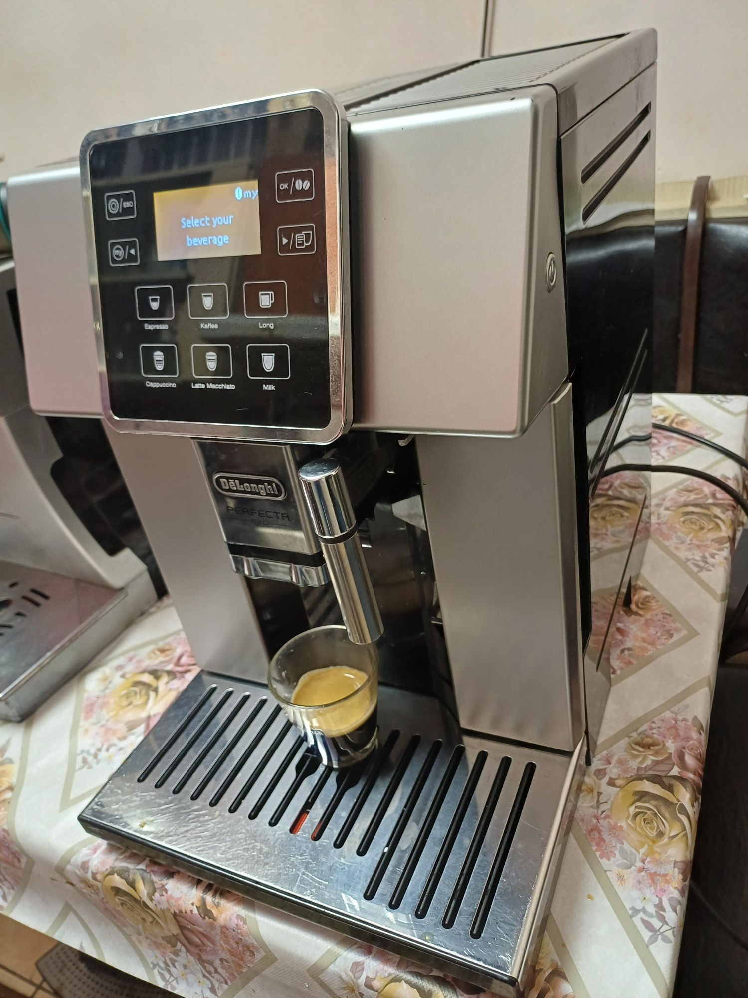 Espressor DeLonghi Perfecta Evo