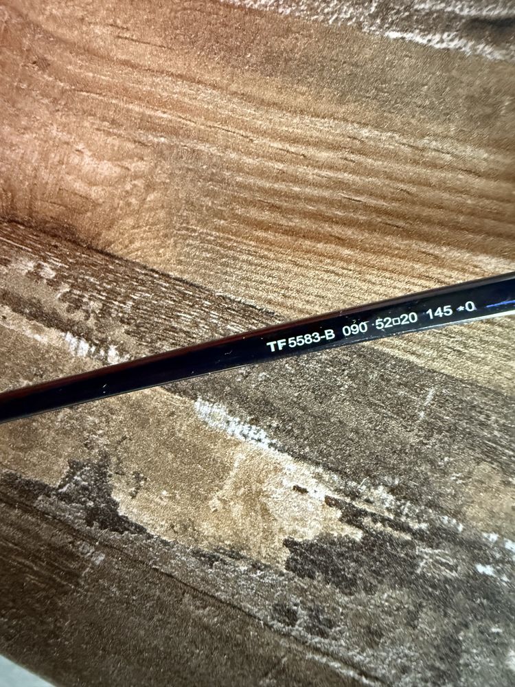 Vand rame Tom Ford