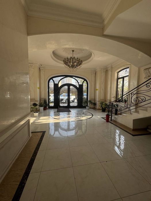 Квартира ЖК White House 3/6/8 80 кв.м