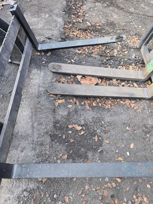 Вилы  Паллетные вилы Bobcat, Wecan, Case, Longking,