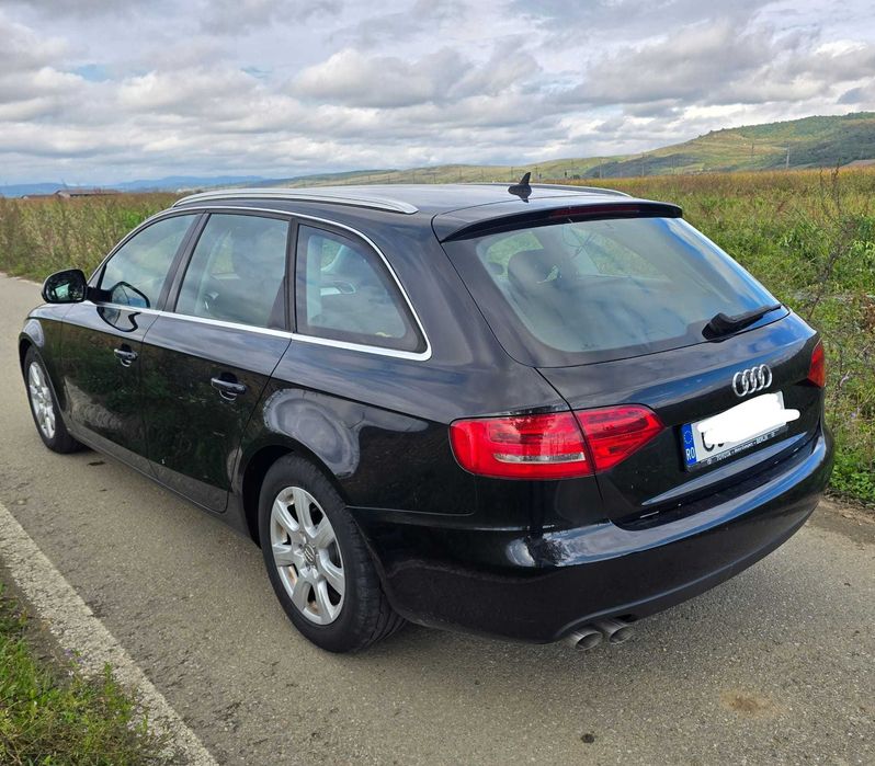 Audi A4 B8 2.0 TDI 143 cp CAGA An 2009