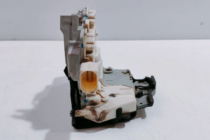 Broasca stanga fata 4F2837015 Audi A6 4F/C6