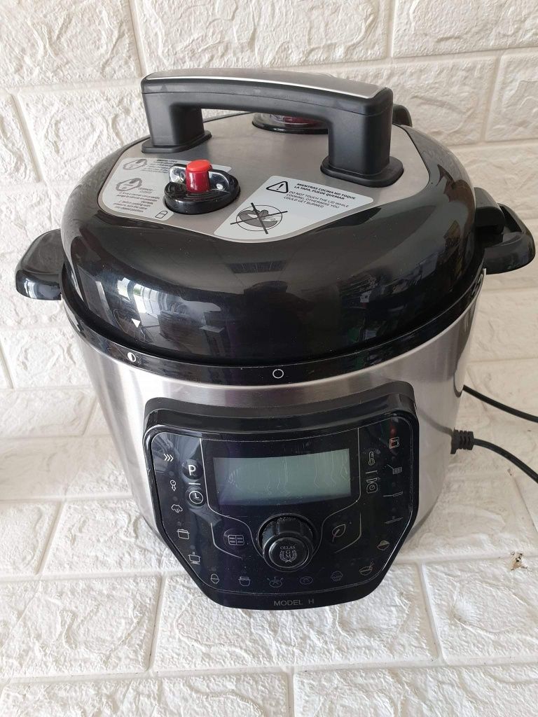 Robot de bucatarie/oala sub presiune programabila 6 l