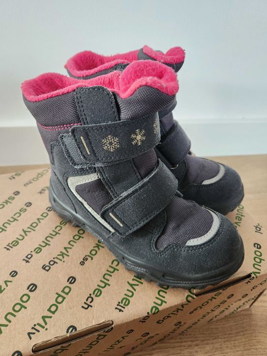 Ghete iarna Superfit, marimi: 27, 23, 22, stare foarte buna