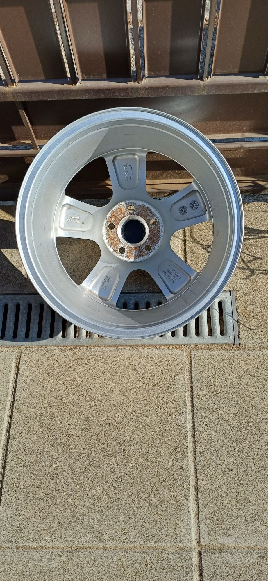 Алуминиеви джанти 5/ 100 .  16 оригинални за шкода