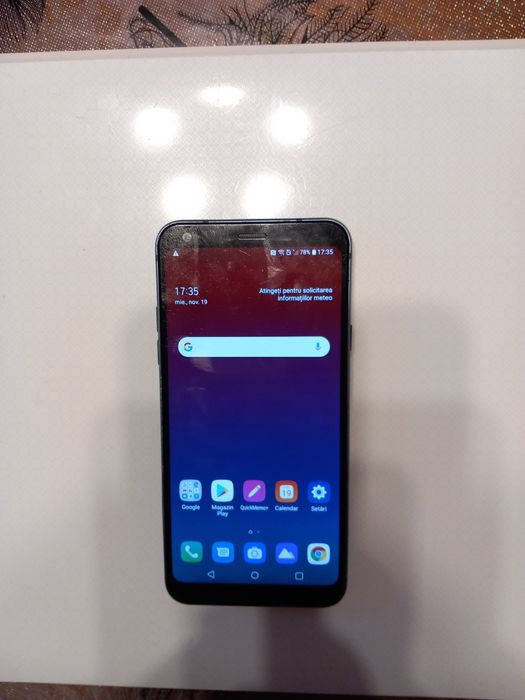 Vand Telefon mobil LG Q7