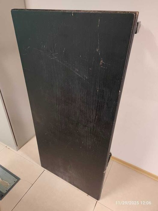 Дървена холна маса / Помощна масичка от дърво