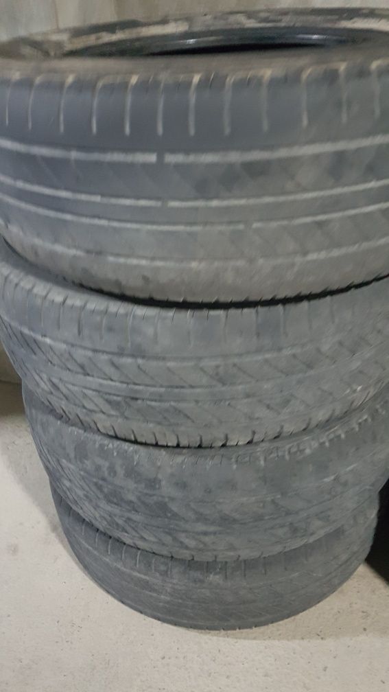 Yurgan balon holati orta cobalt. Буу шина кобалт