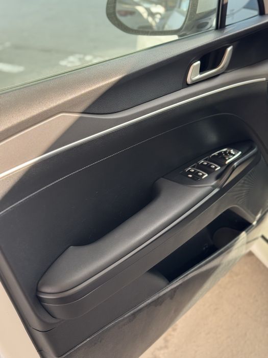 Kia k5 2023 sotiladi