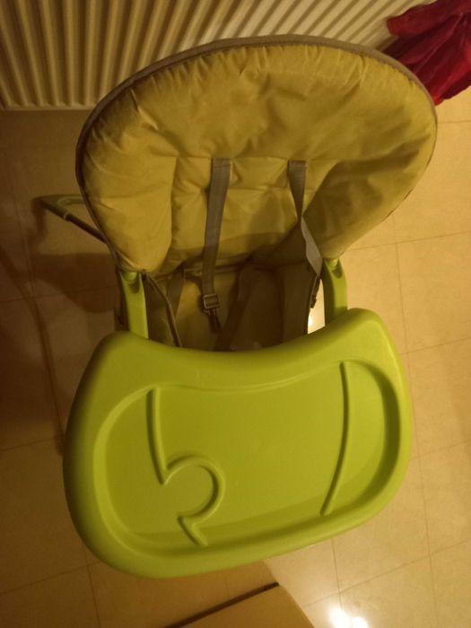 Scaun de masa copil  de la 6 luni