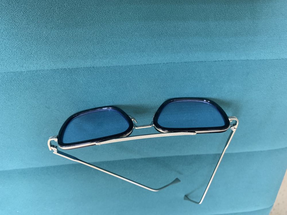Солнцезащитные очки. Тони Старк