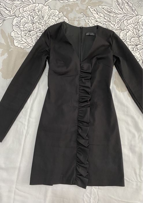 Rochie Zara scurta neagra