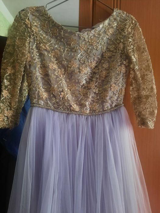 Assal to'y, oqshom liboslarimiz