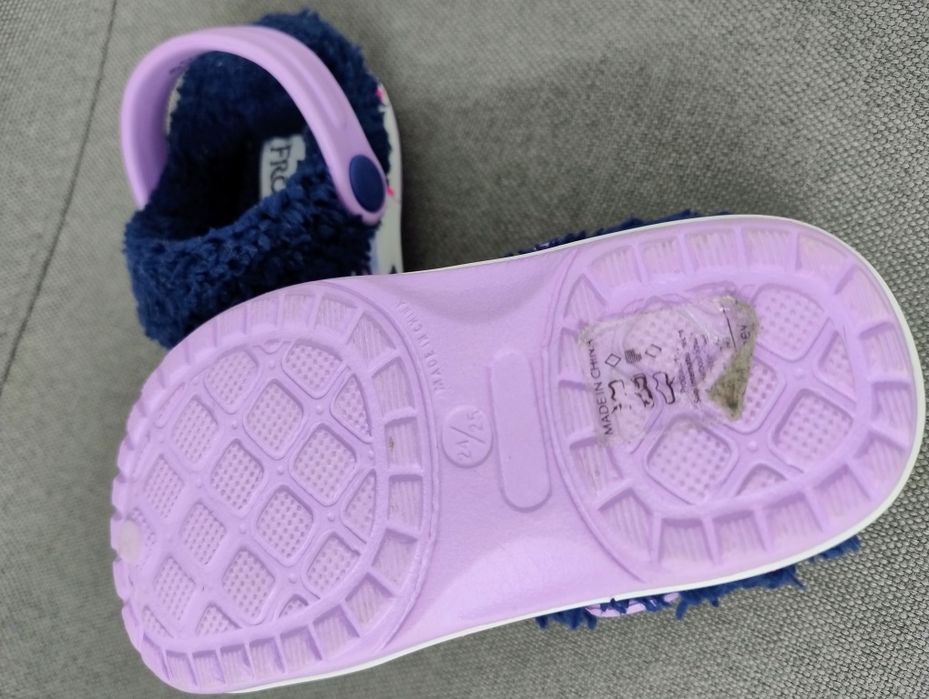 Детски обувки, номера 24 и 25, НОВИ