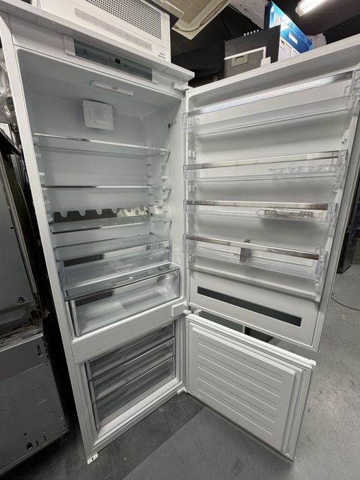 Combina frigorifica incorporabila Whirlpool SP408012P