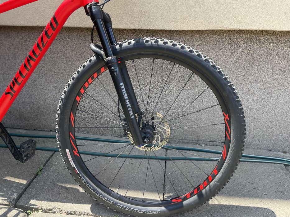 Bicicleta Specialized RockHopper 29 Manitou ShimanoDeore