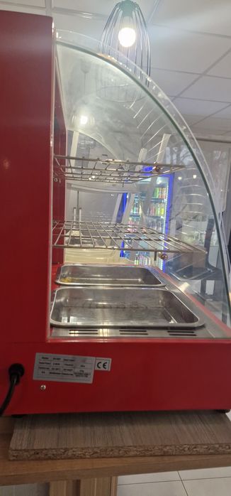 Компактна топла витрина