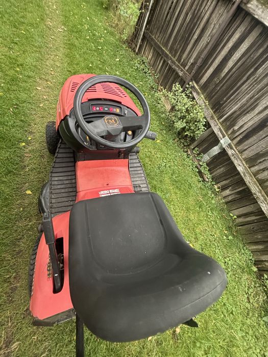 Vand tractor de tuns gazon