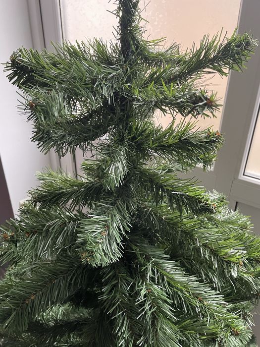 Brad artificial de Crăciun cu suport din fier