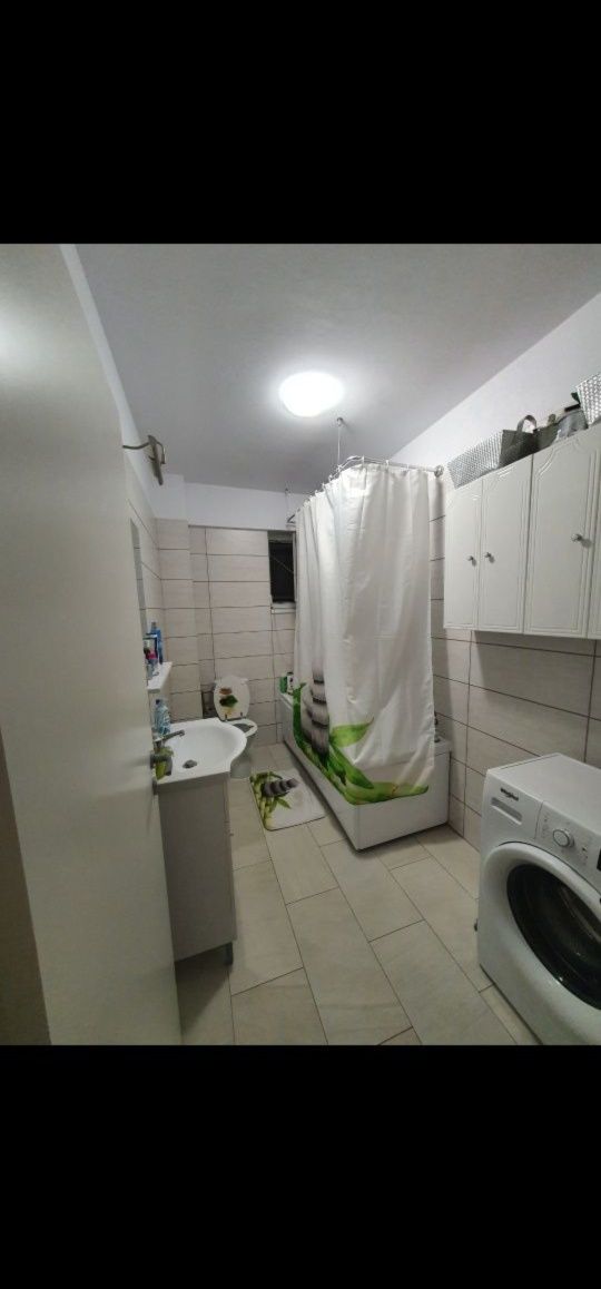 PF inchiriez ap 2 camere zona centrală