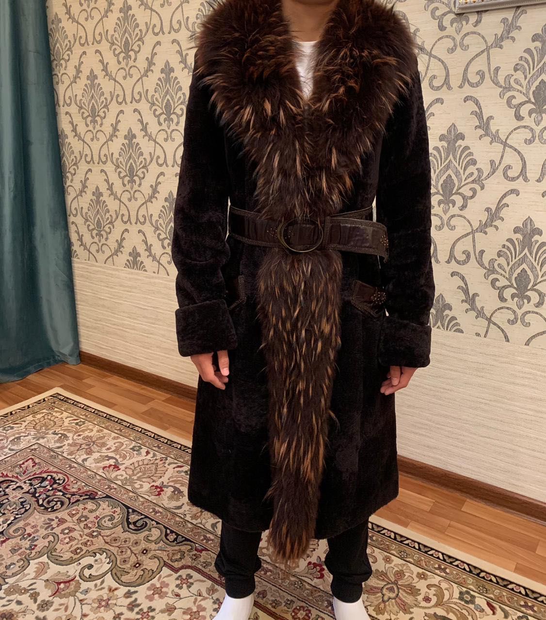 Срочно продам мутоновую шубу