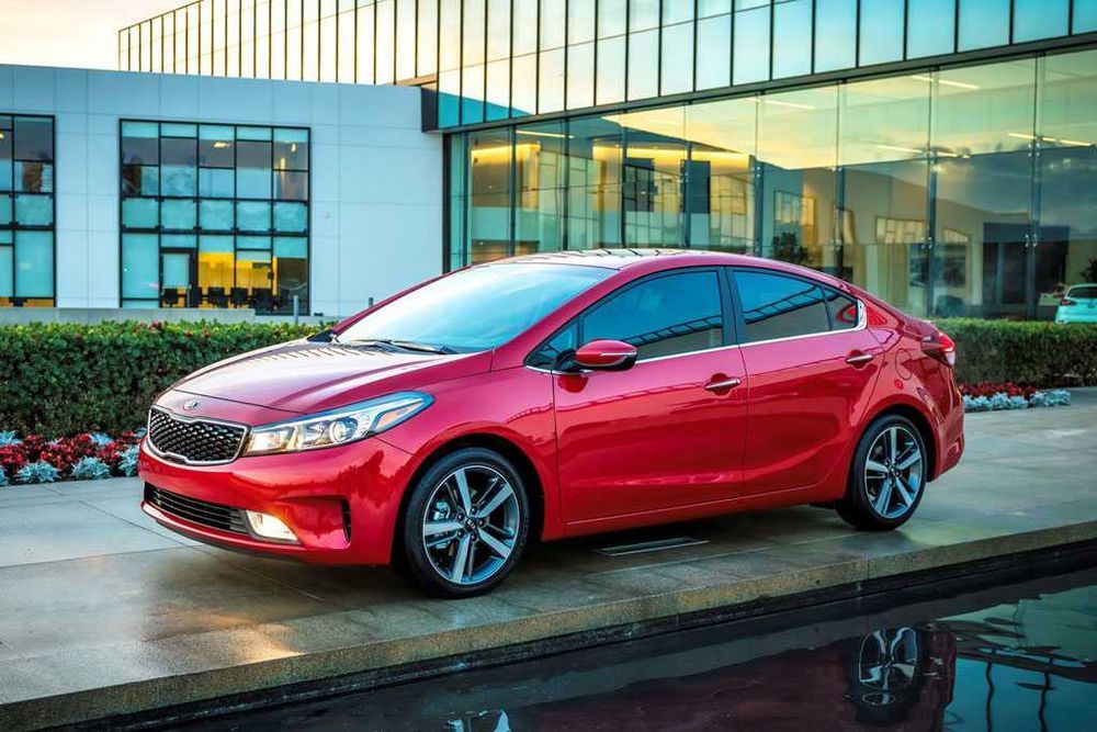 Запчасти кузовные Kia Cerato 09-  в наличии и на заказ есть RED