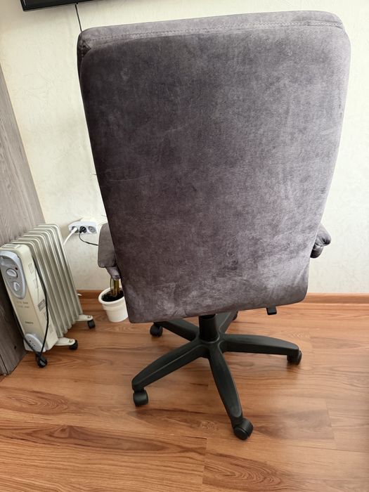 Кресло офисное / компьютерное